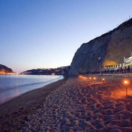 Hotel Vittorio Beach Resort Барано-д'Иския Экстерьер фото