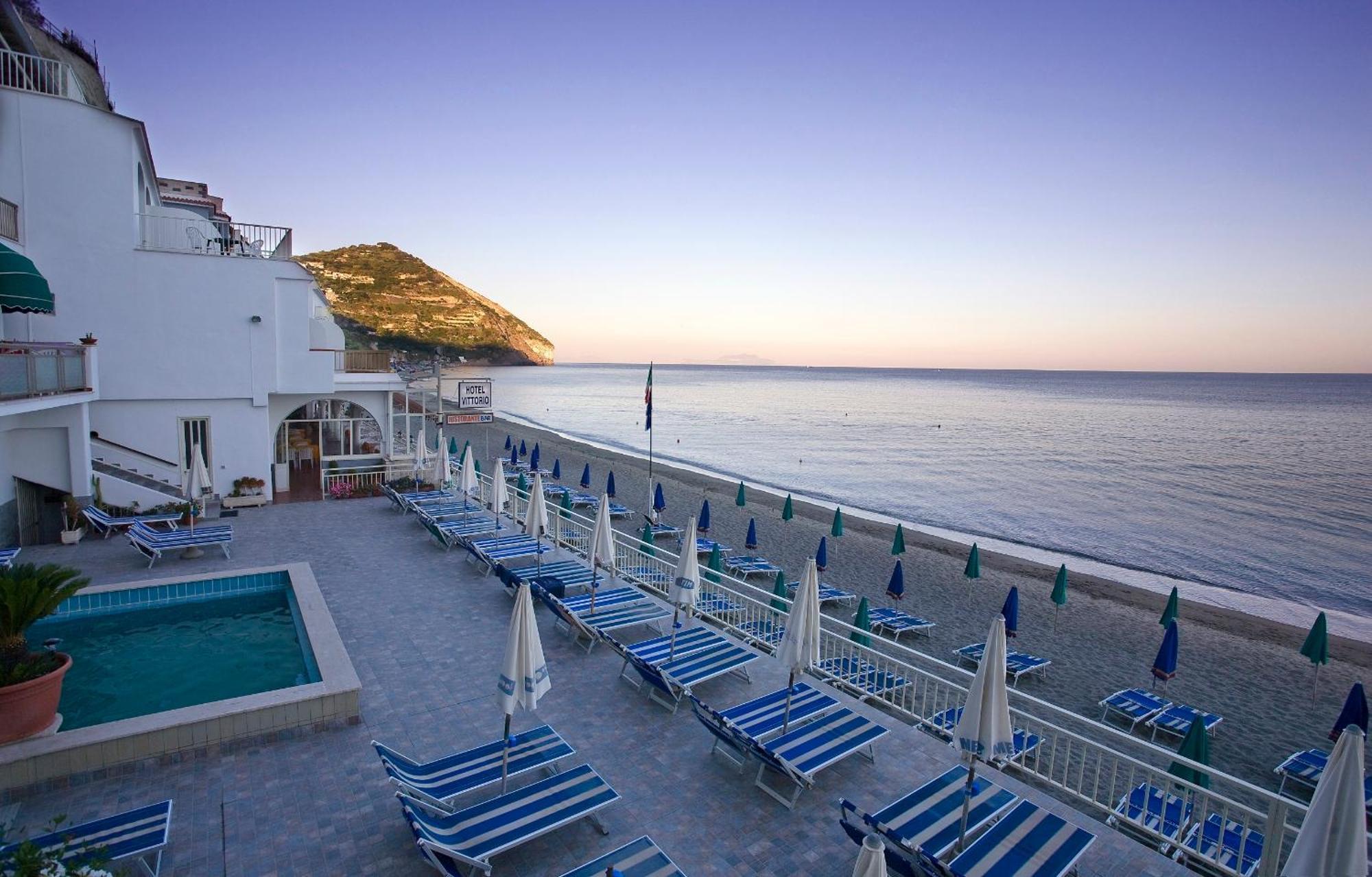 Hotel Vittorio Beach Resort Барано-д'Иския Экстерьер фото
