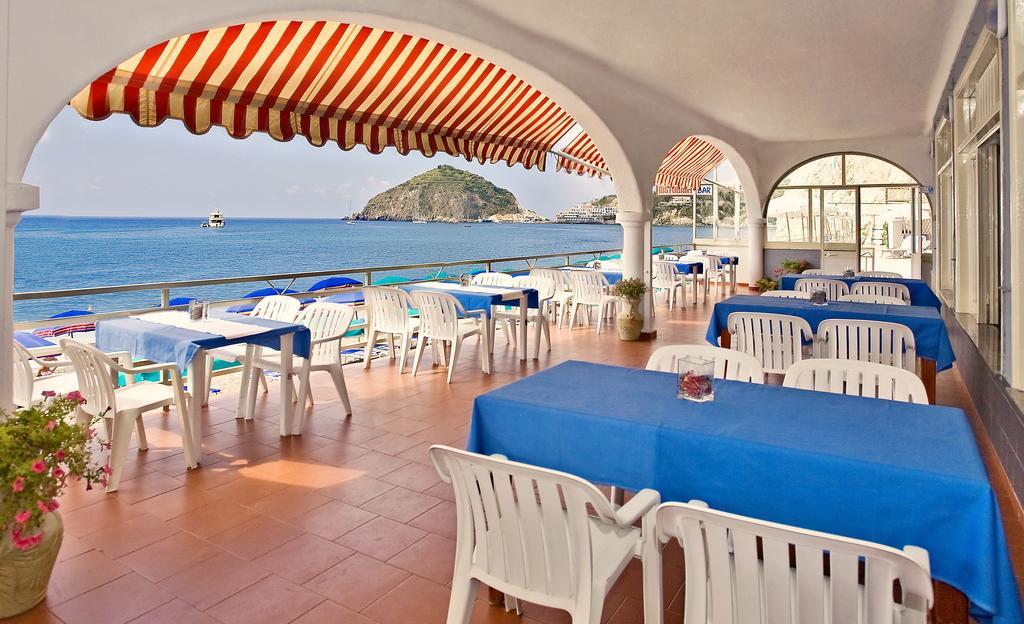 Hotel Vittorio Beach Resort Барано-д'Иския Экстерьер фото