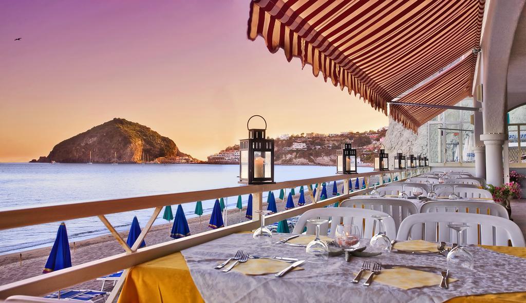Hotel Vittorio Beach Resort Барано-д'Иския Экстерьер фото